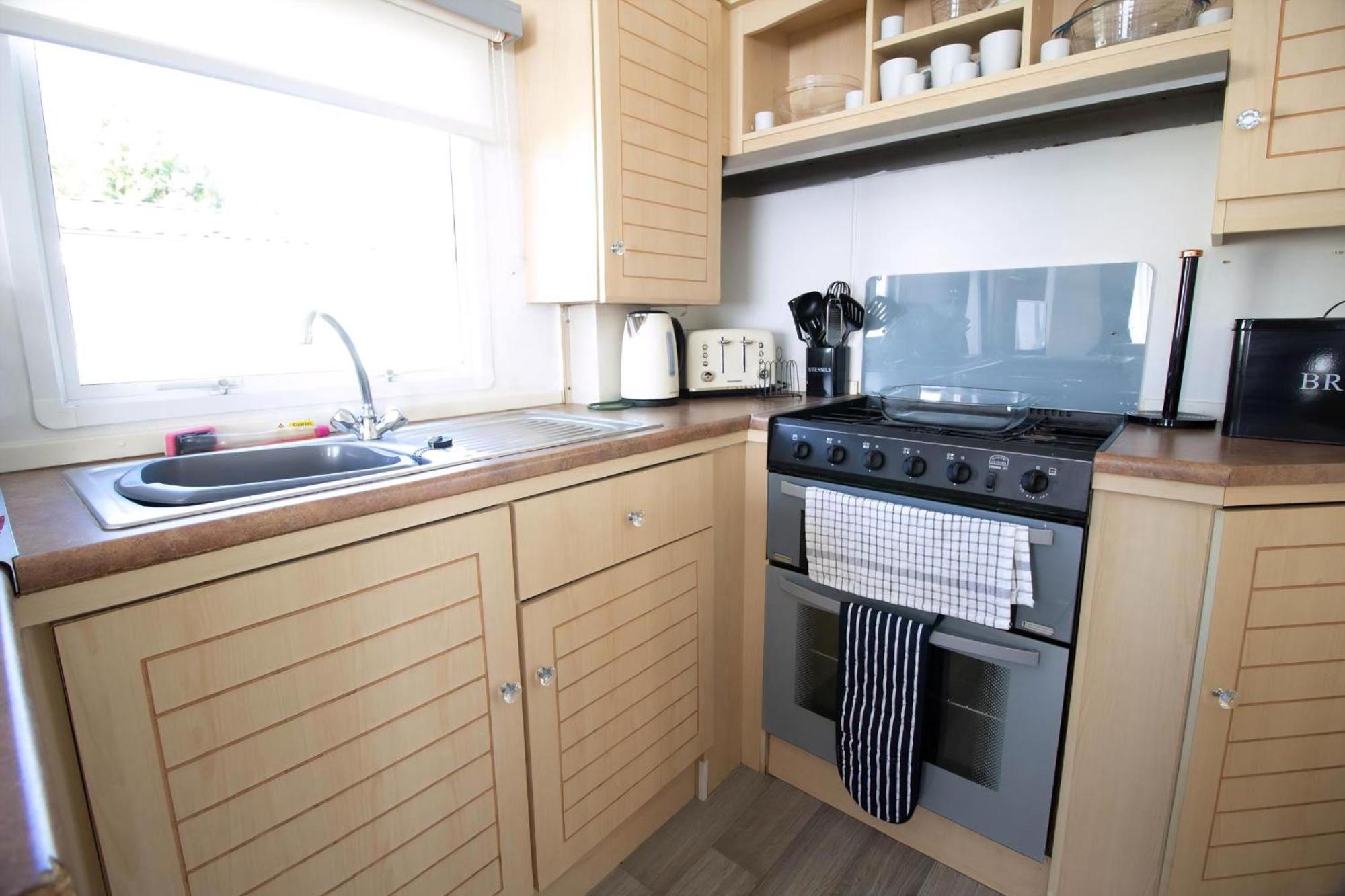 Great 8 Berth Caravan For Hire In Skegness Ref 33069F מראה חיצוני תמונה